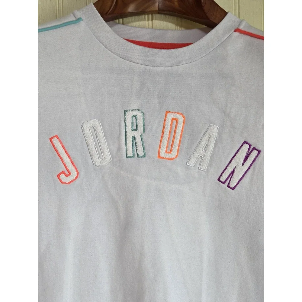 Jordan Sweatshirt Youth XL White Multicolor Jumpman Embroidered‎ Logo Crewneck